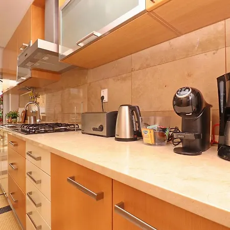 Baia I - And Rest شقة *